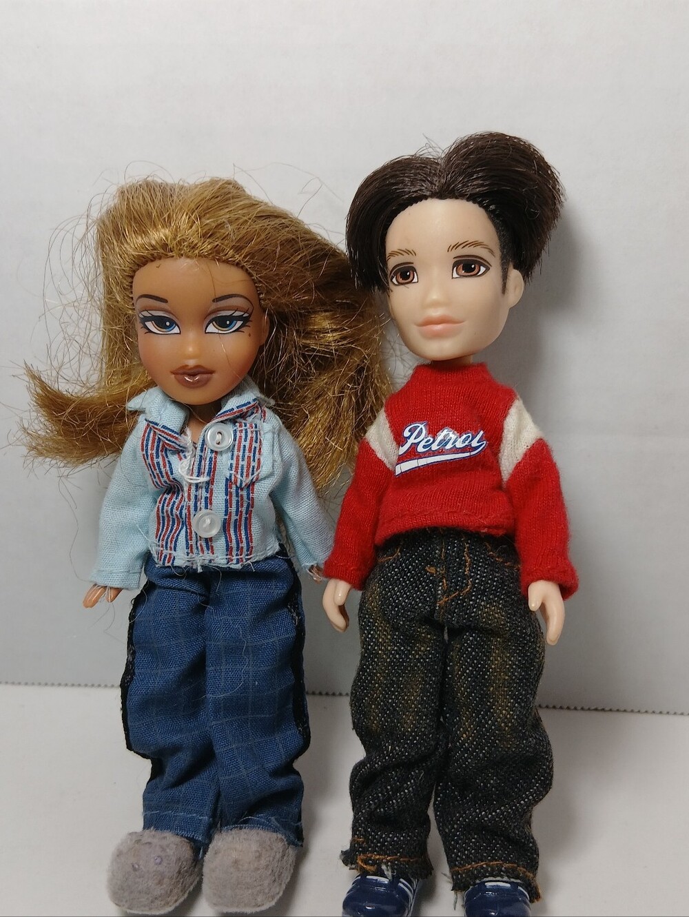 MGA Bratz Mini Doll Lil Bratz Lot 2 W/ Clothes & Shoes